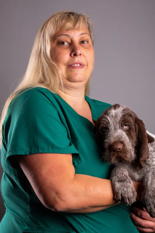 Thrums Vets Sharon Burrows - Vet Nurse Assistant _ Vito