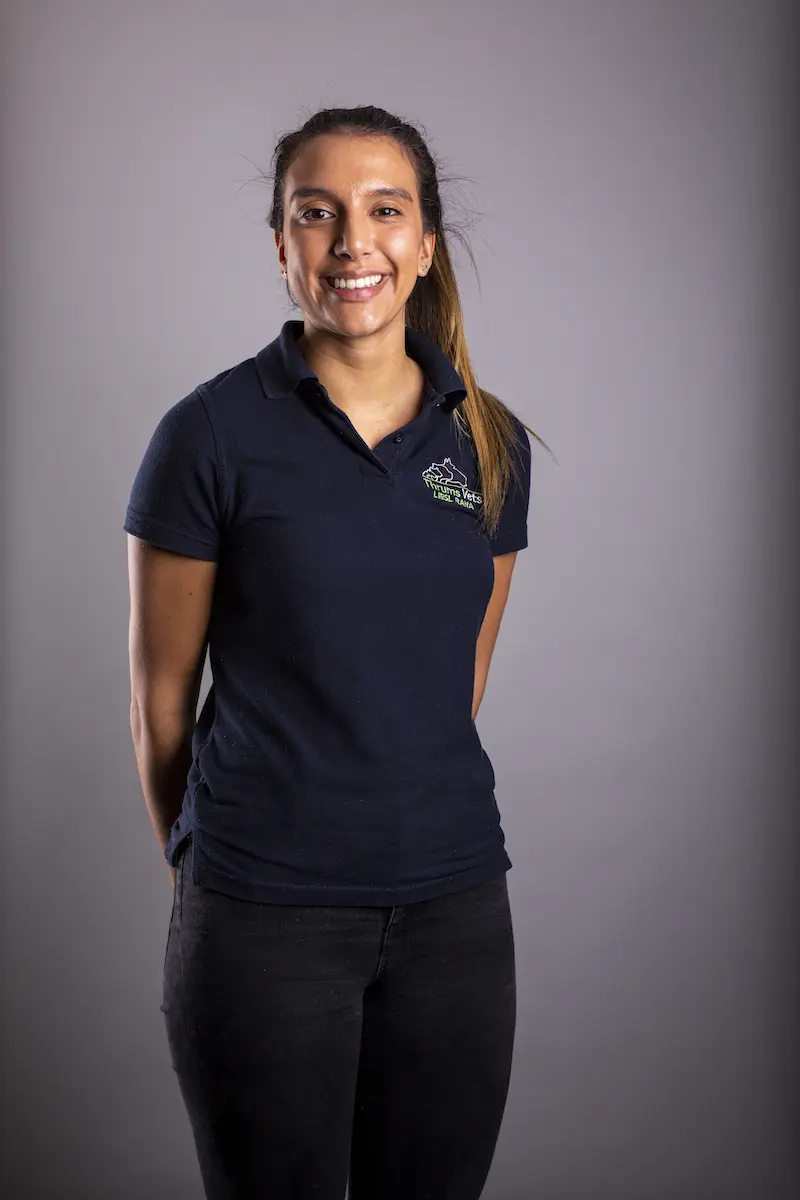 Thrums Vets Liesl Rana - New Graduate Vet Programme