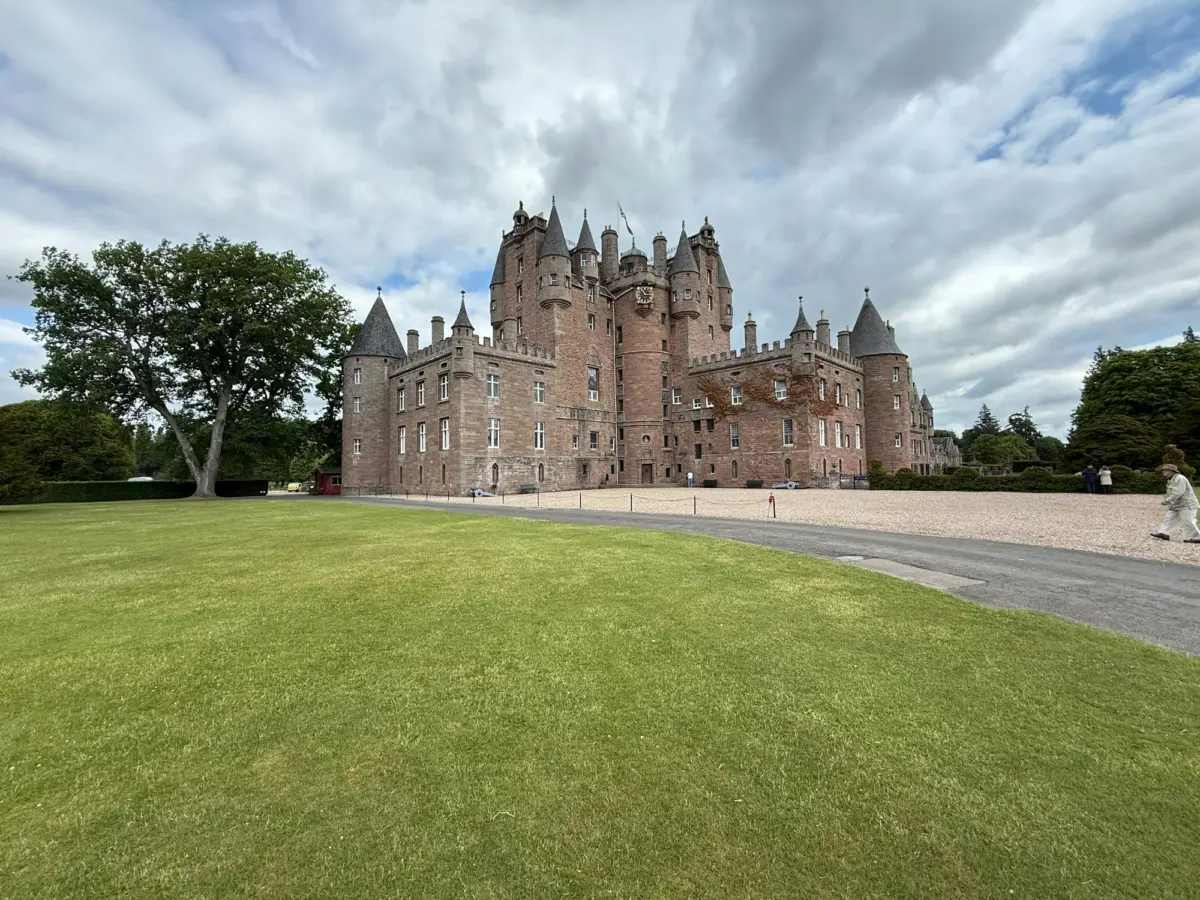 Glamis Castle and its front lawn