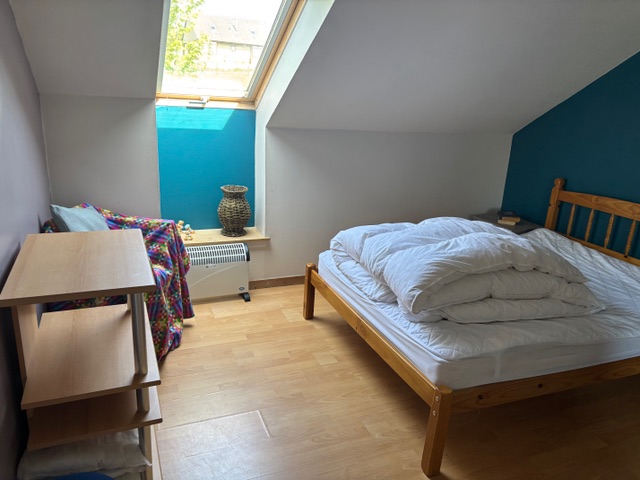 Thrums Vets: Kirriemuir Student Flat bedroom