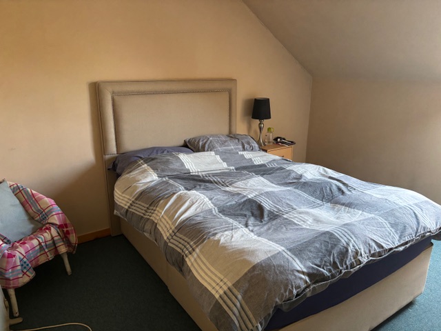 Thrums Vets: Kirriemuir Student Flat bedroom